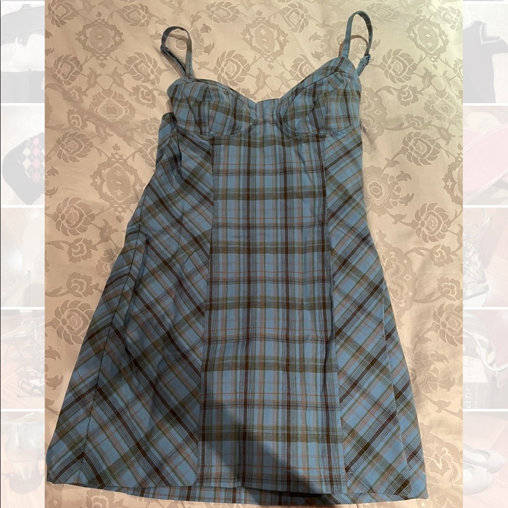 Urban outfitters bustier style mini dress. Size medium